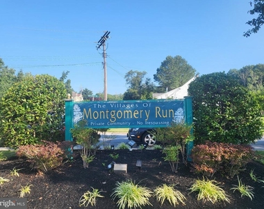 8360 Montgomery Run - Photo Thumbnail 20
