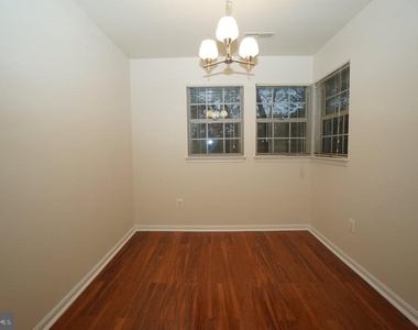 8360 Montgomery Run - Photo Thumbnail 5