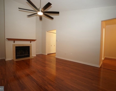 8360 Montgomery Run - Photo Thumbnail 6