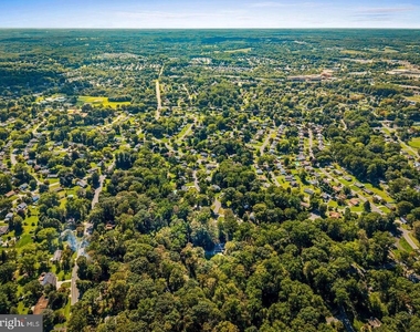 4 Carolina Avenue - Photo Thumbnail 32