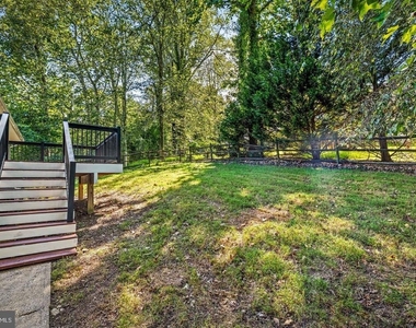4 Carolina Avenue - Photo Thumbnail 18