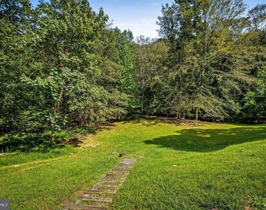 4 Carolina Avenue - Photo Thumbnail 22