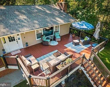 4 Carolina Avenue - Photo Thumbnail 29