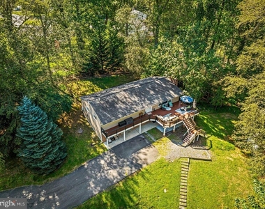 4 Carolina Avenue - Photo Thumbnail 54