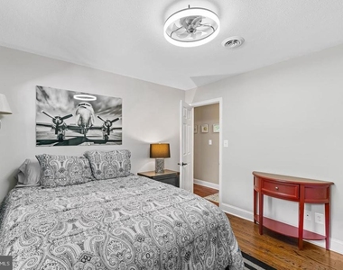 4 Carolina Avenue - Photo Thumbnail 24