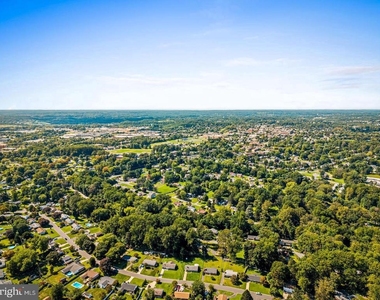 4 Carolina Avenue - Photo Thumbnail 57