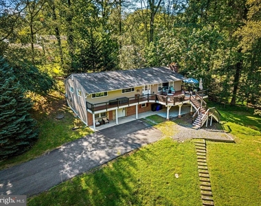 4 Carolina Avenue - Photo Thumbnail 43
