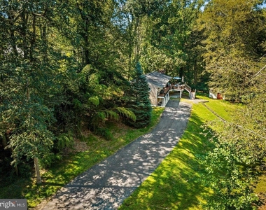 4 Carolina Avenue - Photo Thumbnail 47