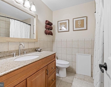 4 Carolina Avenue - Photo Thumbnail 25
