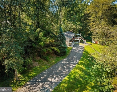 4 Carolina Avenue - Photo Thumbnail 59