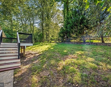 4 Carolina Avenue - Photo Thumbnail 46
