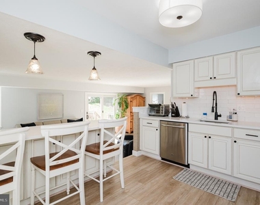 224 Hitching Post Drive - Photo Thumbnail 21