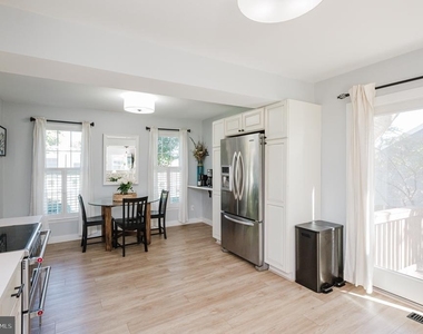 224 Hitching Post Drive - Photo Thumbnail 23