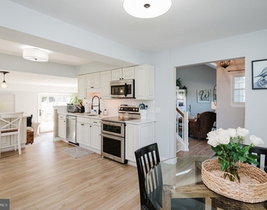 224 Hitching Post Drive - Photo Thumbnail 16