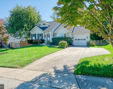 224 Hitching Post Drive - Photo Thumbnail 3