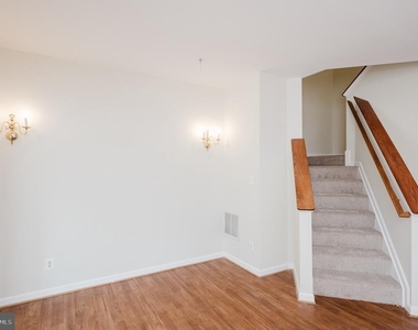 540 Kirkcaldy Way - Photo Thumbnail 19