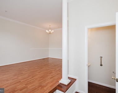 540 Kirkcaldy Way - Photo Thumbnail 3