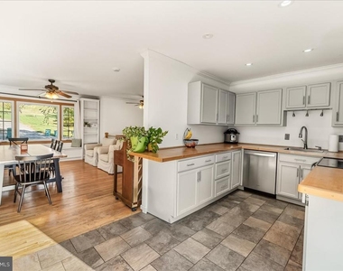 6541 S Clifton Road - Photo Thumbnail 7