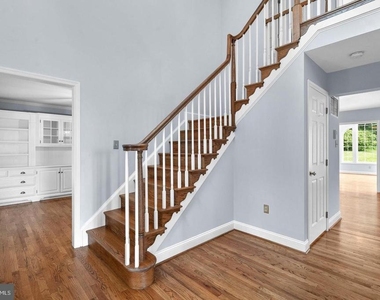 4840 Teen Barnes Road - Photo Thumbnail 3