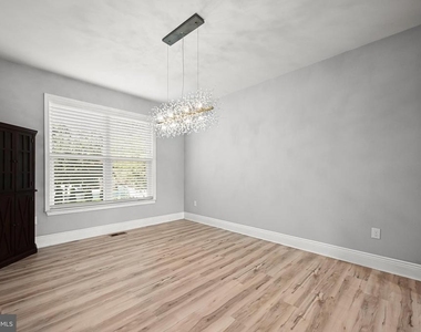 214 New Avenue - Photo Thumbnail 15