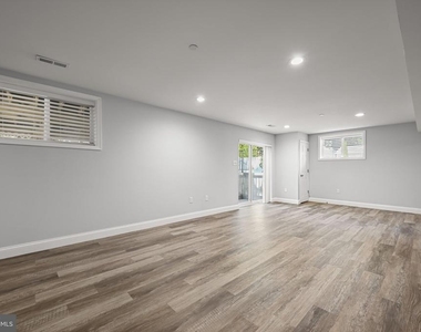 214 New Avenue - Photo Thumbnail 53