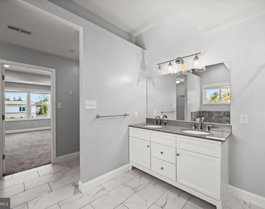 214 New Avenue - Photo Thumbnail 40