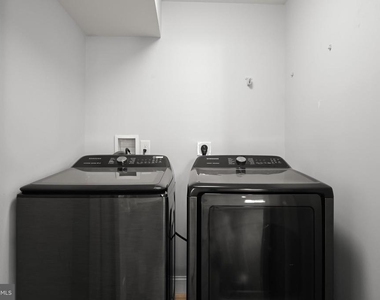 214 New Avenue - Photo Thumbnail 57