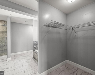 214 New Avenue - Photo Thumbnail 34
