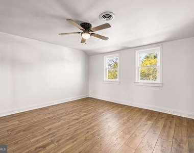 244 E Susquehanna Avenue - Photo Thumbnail 13