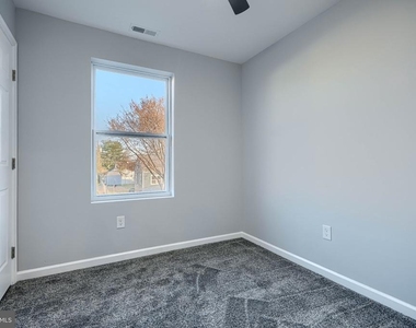 9 Avenal Road - Photo Thumbnail 10