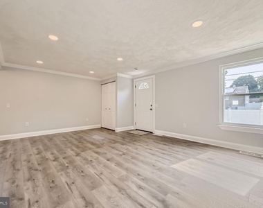 78 Ewing Drive - Photo Thumbnail 6