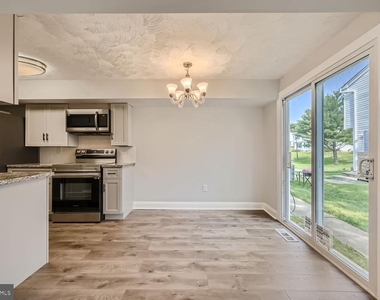 78 Ewing Drive - Photo Thumbnail 8