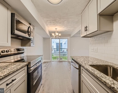 78 Ewing Drive - Photo Thumbnail 12
