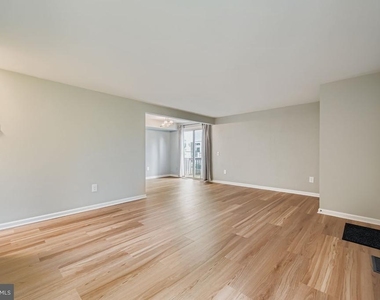 31 Ewing Drive - Photo Thumbnail 3