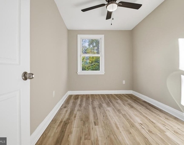 2531 Loyola Northway - Photo Thumbnail 16