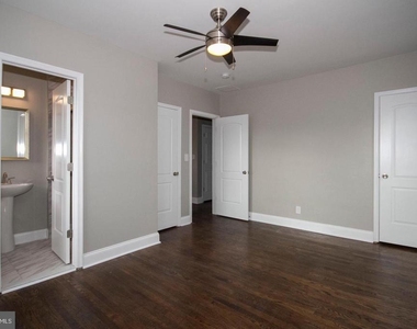 4814 Coleherne Road - Photo Thumbnail 8