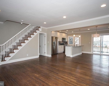 4814 Coleherne Road - Photo Thumbnail 2