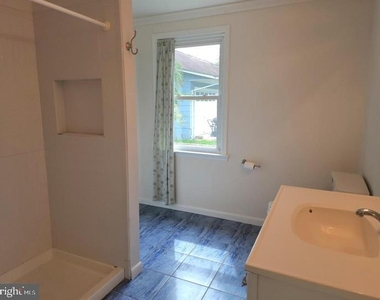 1426 Pine Whiff Avenue - Photo Thumbnail 17