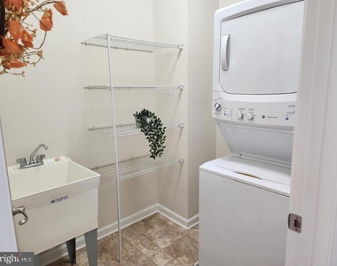 361 Chessington Drive - Photo Thumbnail 24