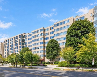 1711 Massachusetts Avenue Nw - Photo Thumbnail 17