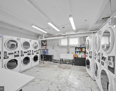 1526 17th Street Nw - Photo Thumbnail 10
