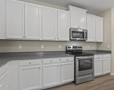 7495 Rimrock Court - Photo Thumbnail 16