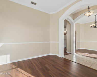 7827 Enderby Court - Photo Thumbnail 5