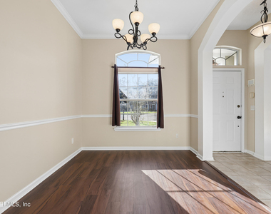 7827 Enderby Court - Photo Thumbnail 8