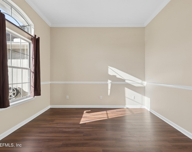7827 Enderby Court - Photo Thumbnail 3
