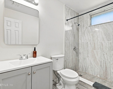 1630 Larue Avenue - Photo Thumbnail 13