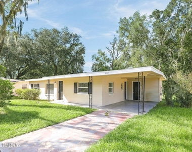 5119 Portsmouth Avenue - Photo Thumbnail 1