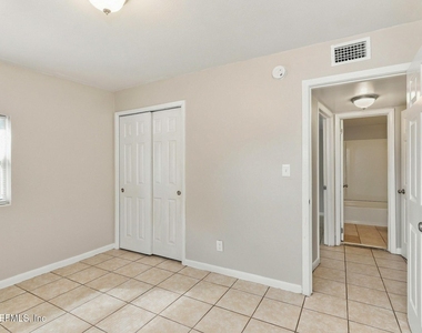 5119 Portsmouth Avenue - Photo Thumbnail 10