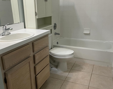 7701 Timberlin Park Boulevard - Photo Thumbnail 12
