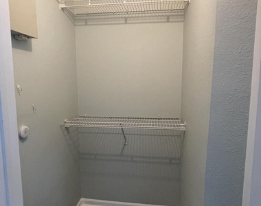7701 Timberlin Park Boulevard - Photo Thumbnail 13